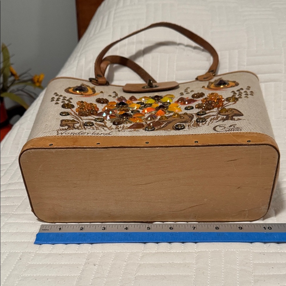 WONDERLAND  Collins of Texas jeweled oranges and golden Tote - Picture 3 of 16